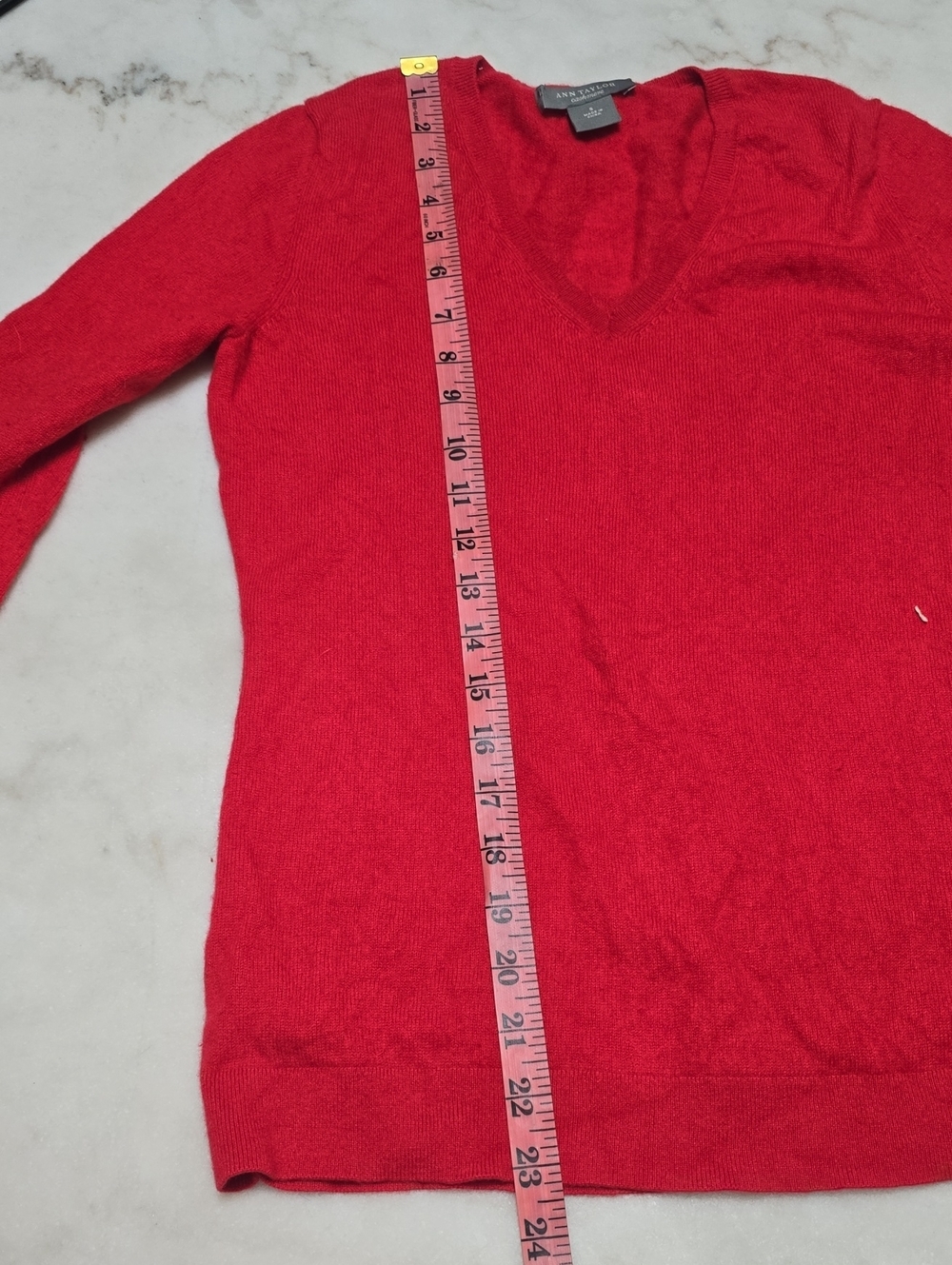 Cashmere Red V-Neck Sweater Cachmere - Picture 6 of 7